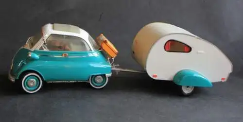 Revell BMW Isetta Wohnwagengespann 1959 Metallmodell (9190)