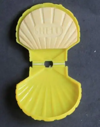 Shell Seife in Klappmuschel 1956 Plastik (0366)