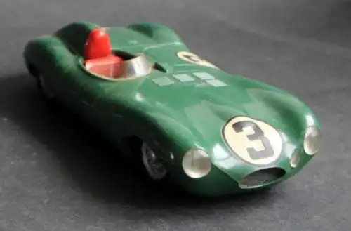 Merit Jaguar D Type Rennwagen 1954 Plastikmodell (8355)