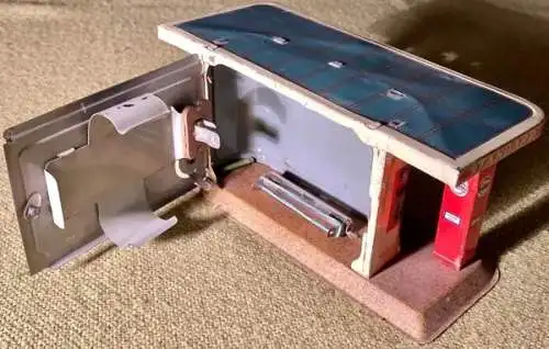 Tippco Esso Standard Tankstelle Reichsautobahn 1936 Blechmodell (7691)