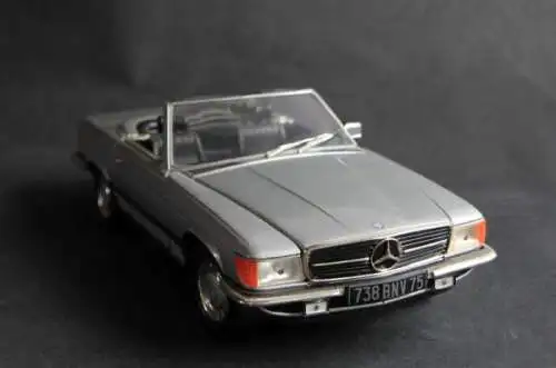 Chrono Mercedes-Benz 350 SL Cabriolet 1971 Metallmodell (4229)