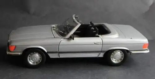 Chrono Mercedes-Benz 350 SL Cabriolet 1971 Metallmodell (4229)
