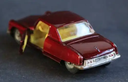 Corgi Toys Citroen DS "Le Dandy" Coupe Henri Chapron 1963 Metallmodell (5135)