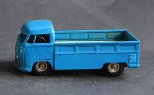 CKO Kellermann Volkswagen Transporter T1 Pritsche Blechmodell mit Friktionsantrieb (1354)