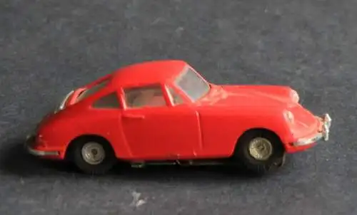 Faller AMS Porsche 911 Coupe 1964 Plastikmodell mit Motor (1753)
