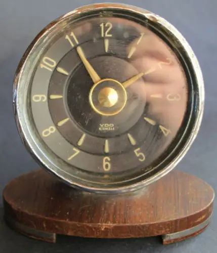 Borgward Isabella VDO Kienzle-Autouhr 1956 (3273)