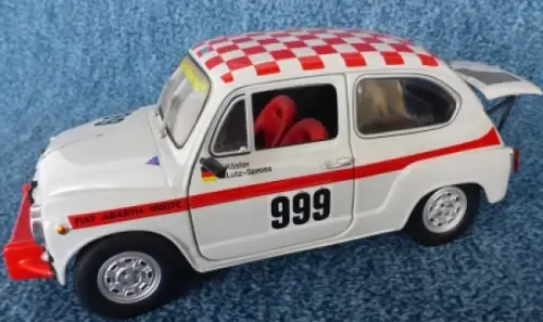 Revell Abarth Fiat 1000 TC 1967 Metallmodell (7871)