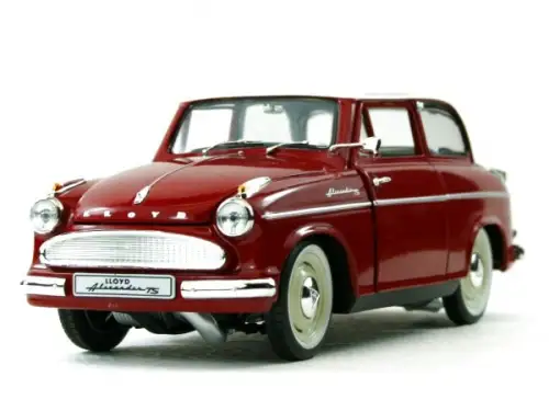 Revell Lloyd Alexander TS 1958 Metallmodell (8699)