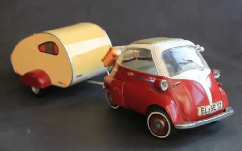 Revell BMW Isetta Wohnwagengespann 1959 Metallmodell (9190)