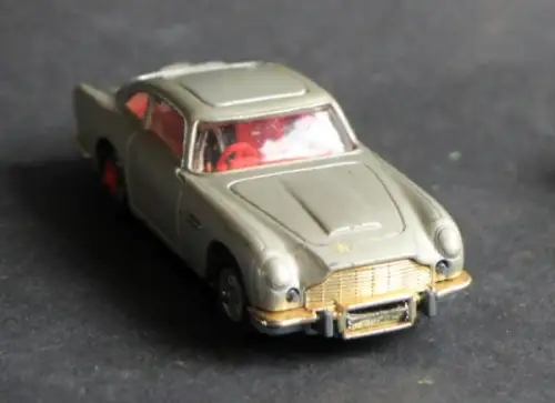 Corgi Toys Aston Martin DB 5 James Bond 1963 Metallmodell (1001)