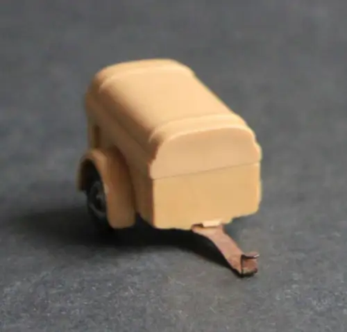 Siku PKW-Anhänger mit Deckel V57 Plastikmodell (8324)