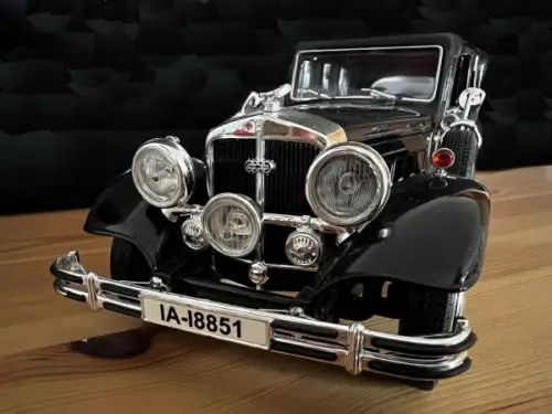 Ricko Horch 850 Pullmann 1935 Metallmodell in Originalbox (10113)