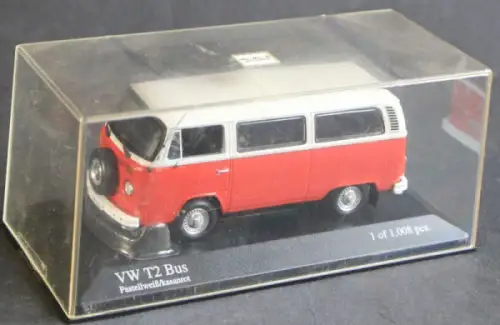 Minichamps Paul's Modelart Volkswagen T2 Bus 1968 limitiertes Metallmodell in Originalbox (10182)