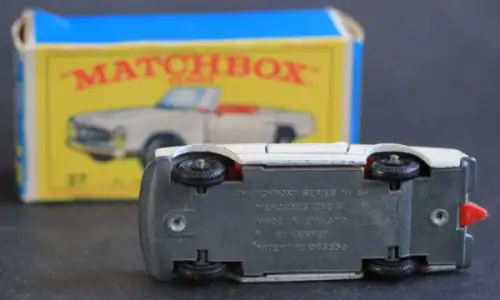 Matchbox Lesney Mercedes-Benz 230 SL 1965 Metallmodell in Originalbox (10364)