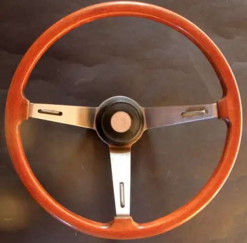 Alfa Romeo Giulia Spider Holzlenkrad Hellebore 1969 (10401)