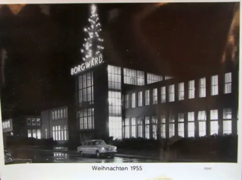 Borgward Isabella Weihnachten vor Werksgelände 1955 Werksfoto (10521)