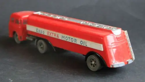 Siku Henschel HS 170 Esso-Tankwagen V47 Plastikmodell 1957 (10532)