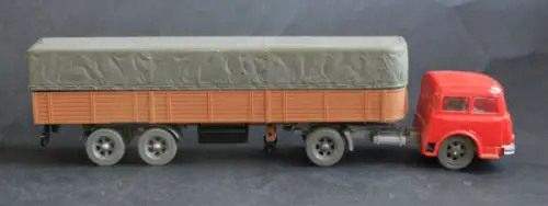 Siku Henschel HS 170 Sattelschlepper Kässbohrer V124 Plastikmodell 1959 (10533)