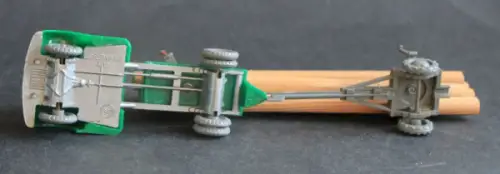 Siku Borgward Diesel Langholz-Transporter V61 Plastikmodell 1957 (10539)