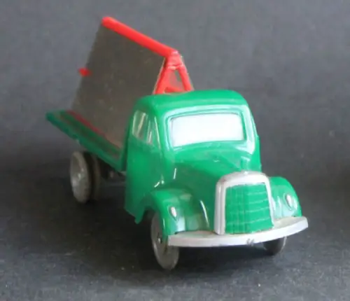 Siku Mercedes-Benz L 3500 Glastransporter V63 Plastikmodell 1957 (10540)