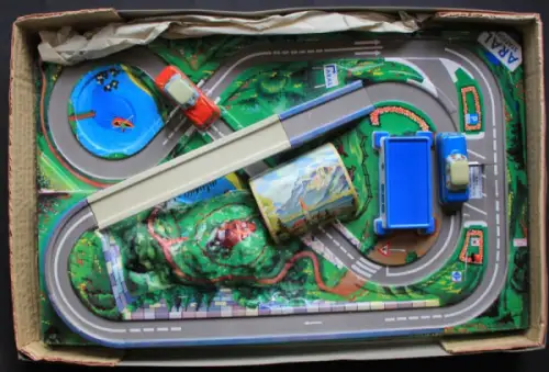 Wimmer "Hi-Way Motorway Excursion" 1963 Verkehrsbahn mit BV-Aral Tankstelle und zwei Fahrzeugen in Originalkarton (10662)