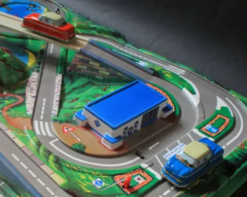 Wimmer "Hi-Way Motorway Excursion" 1963 Verkehrsbahn mit BV-Aral Tankstelle und zwei Fahrzeugen in Originalkarton (10662)