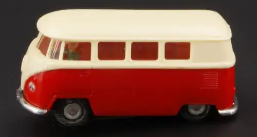 Faller AMS Volkswagen T1 Transporter 1965 Plastikmodell mit Motor (10703)