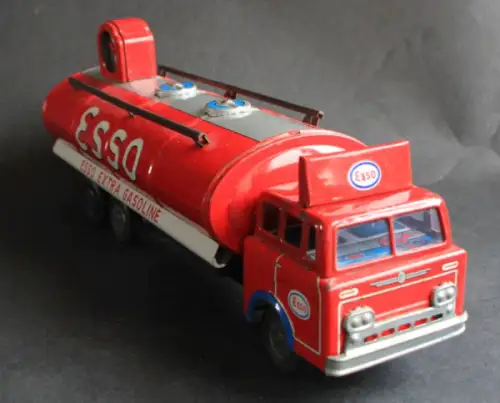 Marusan Esso Tanklastzug 1963 Blechmodell mit Friktionsantrieb (10957)