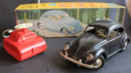 Mignon Volkswagen Käfer 1960 Plastikmodell mit Fernsteuerung in Originalkarton (11017)
