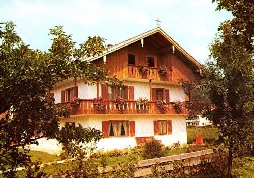 [Echtfotokarte farbig] O-0052, Ansicht Haus Ertl in Lenggries. 