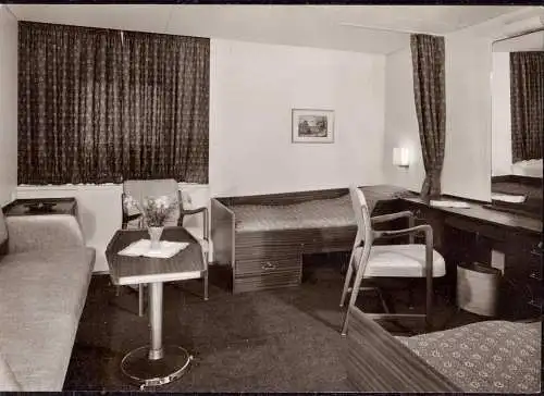 [Echtfotokarte schwarz/weiß] O-0063, Deutsche Afrika Linie, Motorschiff Tanganyika, Innansicht Doppelkabine. 