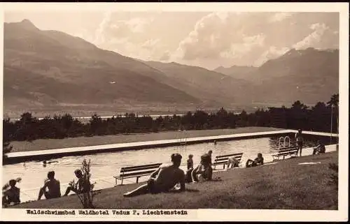 600653 | Liechtenstein, Ansicht Waldschwimmbad Waldhotel | Vaduz