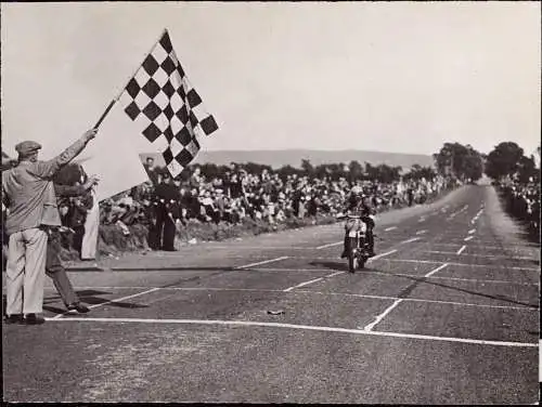 601606 | Pressefoto, 21x16,5 cm, ca. 1935, Motorrad, Motorsport Sportbild Schirner, Geiss DKW, Clady Belfast  |