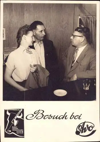 604147 | Werbung, Heinz Erhardt zu Besuch bei den AVO Werken auf der Fleisch Ausstellung  | Belm, Wellingsbüttel, Essen