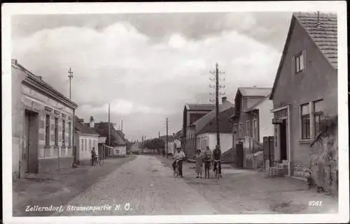 604305 | Ansichtskarte Ortsansicht Zellerndorf  | Retz (A - 2070 Österreich), -,