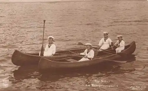 604402 | Foto, Die Söhe des Kronprinzenpaares, Adel, Foto Franz Arndt  | Langfuhr (Danzig WP), -,