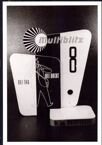 O 315, Werbeaufsteller der Firma Multiblitz, Foto. von ca.1960 (Gr. 10x7cm), Fotografie