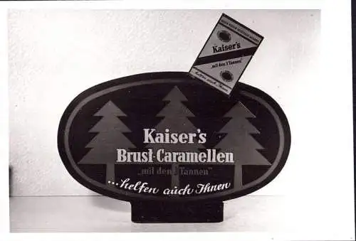 O 325, Werbeaufsteller der Firma  Kaisers Brust Caramellen Foto. von ca.1960 (Gr. 10x7cm), Süsswaren