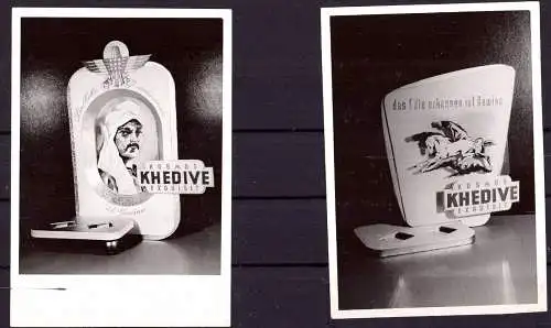 O 337 Werbeaufsteller der Firma Khedive Zigaretten, 2 Fotos von ca.1960 (Gr. 10x7cm), Tabak