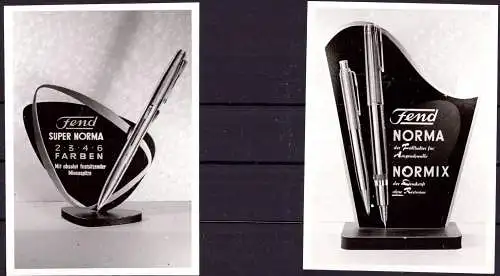 O 340 Werbeaufsteller der Firma Fend Kugelschreiber, 2 Fotos von ca.1960 (Gr. 10x7cm),