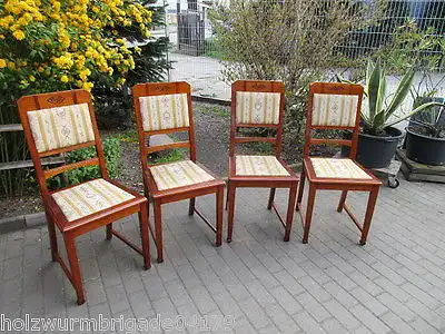 Vier Stühle Jugendstil  um 1900  Nussbaum