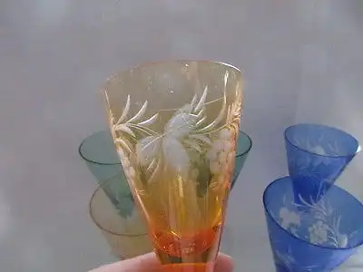 6 schöne alte Kristall Sektgläser Sektglas mit Schliff bunt grün orange blau