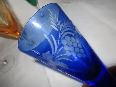 6 schöne alte Kristall Sektgläser Sektglas mit Schliff bunt grün orange blau