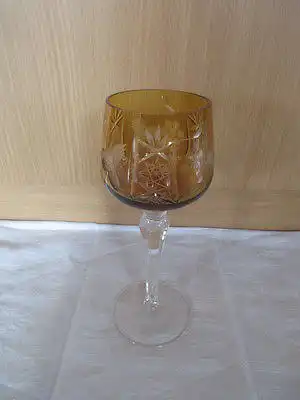 Wunderschöner alter Bleikristall Römer Weinglas bersteinfarben Überfang