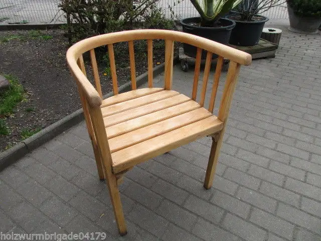 Armlehnstuhl  Gartenstuhl  Bauhaus um 1930  Weichholz   Nr. 1 0