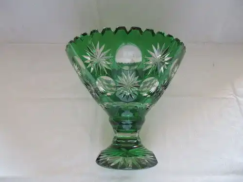 Seltene alte Bleikristall Schale Fußschale Tafelaufsatz grünes Überfangglas