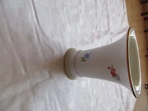 Meissen kleine Vase Trompetenform Streublümchen 2.Wahl TOP