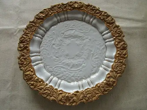 Meissen großer Prunkteller Goldbronze Relief 2.Wahl 32 cm