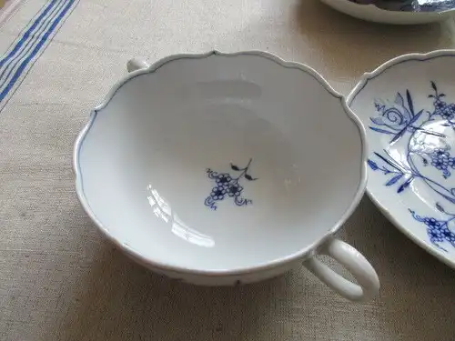 Meissen RARITÄT 6 Zwiebelmuster Suppentassen Suppenschalen + Unterteller 3. Wahl