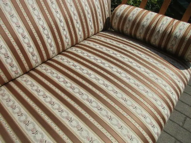 Schönes altes Biedermeier Sofa Kirschbaum neu gepolstert und bezogen 2. Zeit 1